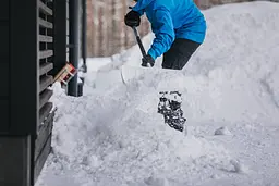 Скрепер-волокуша Fiskars Professional Snow (1001631) - мініатюра 6