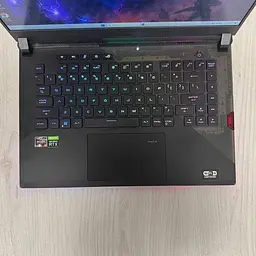 Ноутбук ASUS ROG Strix SCAR Intel Core i7-10875H, 32 ГБ RAM, 1000 ГБ SSD, RTX 2070, 8 ГБ Refurbished - мініатюра 2