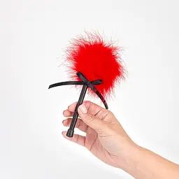 Пір'їнка Mini Red Feather Tickler - мініатюра 2