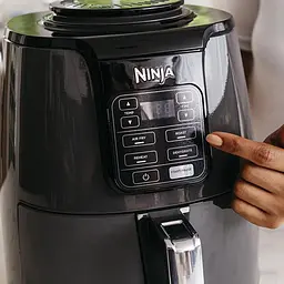 Мультипіч (аерофритюрниця) Ninja Air Fryer AF100EU - мініатюра 4