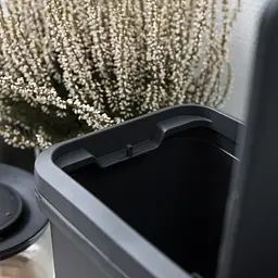 Відро для сміття MBM My Home з кришкою 6 л антрацит (BIN-04 6L ANTHRACITE) - мініатюра 7