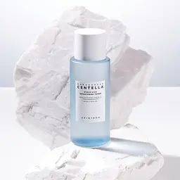 Зволожуючий тонер Skin1004 Madagascar Centella Hyalu-Cica Brightening Toner 30 мл   - мініатюра 2