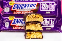 Шоколадний батончик Snickers Hi Protein Low Sugar Dark Chocolate Bar 57 г - мініатюра 3