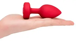 Анальна пробка з вібрацією та панеллю управління B-Vibe Vibrating Heart Plug M/L Red - мініатюра 4