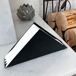 Серветниця металева Nice & Cozy Triangle L для серветок 16,5х16,5 см чорна - мініатюра 2