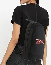 Жіноча сумка-слінг Reebok Mono Strap 32х17х10 см Чорний (SHF8412 black) - мініатюра 5