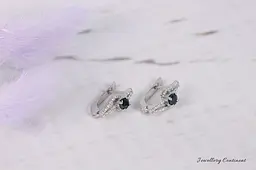 Сережки з білого золота з сапфірами і діамантами S-0057 - мініатюра 2