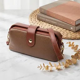Красивий клатч з цікавою клямкою з натуральної шкіри Vintage 22425 коричневий