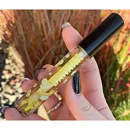 Блиск для губ Jovial Luxe Gloss відтінок 01 (Banana) 4 мл - мініатюра 2