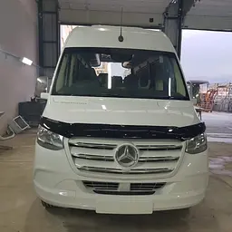 Дефлектор капоту мухобійка Mercedes-Benz Sprinter (907) 2018-2025 Євро Кріплення (Vip Tuning) - мініатюра 3