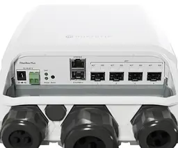 Комутатор Mikrotik CRS305-1G-4S+OUT - мініатюра 4