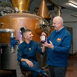 Джин Drumshanbo Gunpowder Irish Gin Italian Fig and Laurel-Bruno Edition 43% 0.7 л - мініатюра 4