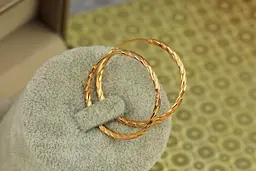 Сережки кільця Xuping Jewelry Ялинкова гілка 3 см золотисті