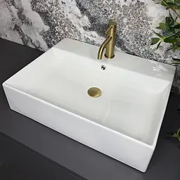 Умивальник VBI Rutino підвісний 60x46 см white VBI-017601