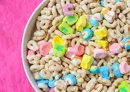 Сухий сніданок Lucky Charms 297g - мініатюра 4