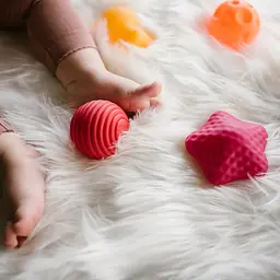 Розвиваючі сенсорні м'ячі BabyOno 4 шт. - мініатюра 3