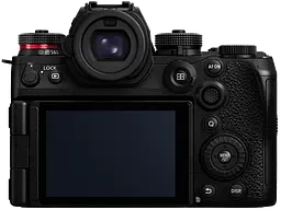 Цифрова фотокамера Panasonic Lumix S DC-S1M2ESE Body - мініатюра 3