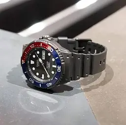 Годинник Casio MRW-230H-1E2VEF - мініатюра 4