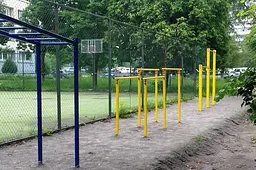 Бруси різнорівневі, для вулиці. - мініатюра 2