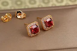 Набір Xuping Jewelry ромб в обідку із фіанітів з чевоним каменем золотистий - мініатюра 2