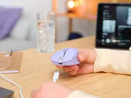 Комп'ютерна миша Trust Ozaa Compact Multi-Device WL/BT фіолетовий teh0014041 - мініатюра 2