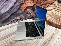 Ноутбук Apple MacBook Pro 14" 2021 M1 Pro/32GB/512GB (MXMXWWWK9P-1) Б/в - мініатюра 3