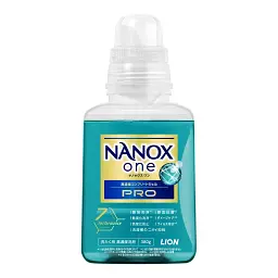 Японський концентрований рідкий засіб для прання Lion Nanox One Pro аромат пудрового мила 380 г