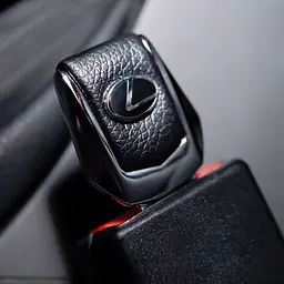 Подарунковий набір #1 для Lexus із заглушками ременів безпеки та брелоком з логотипом - мініатюра 4