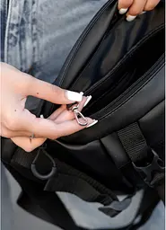 Жіноча сумка бананка Sambag Dynamicdart чорна 38 × 21 × 7 см (80411001) - мініатюра 7