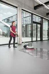 Уборочная машина Karcher BDS 43/150 C Classic однодисковая (1.291-243.0)  - миниатюра 6