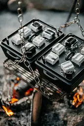 Казан-жарівня чавунна Petromax Loaf Pan with Lid 5.5 л (1017-k8) - мініатюра 3