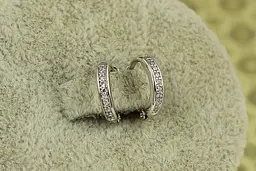 Сережки Xuping Jewelry кільця з камінчиками 1,1 см сріблясті