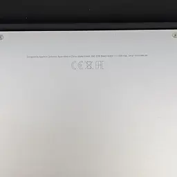Ноутбук Apple MacBook Air 7,2 A1466 (FVFX52MNJ1WL) (i5-5350U/8/250SSD) - Class A - мініатюра 4