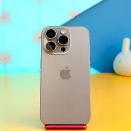 Смартфон Apple iPhone 15 Pro 128GB Natural Titanium (MTUX3) Б/У [176130]