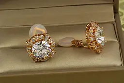 Серьги клипсы Xuping Jewelry панна 1.7 см золотистые - миниатюра 3