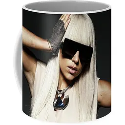 Кухоль GeekLand Lady Gaga Леді Гага у чорних окулярах LG 02.01 330 мл чорний - мініатюра 2