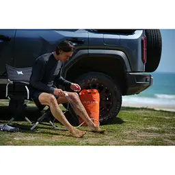 Душ портативний Flextail Tiny Shower Bucket (TSB-700) 20л - з електро насосом - помаранчевий - мініатюра 6