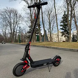 Електросамокат GIANT U9 Ultra 13Ah 500W з алюмінівою рамою та надувними колесами (2025 року) - мініатюра 5
