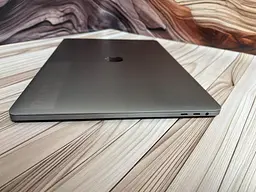 Ноутбук Apple MacBook Pro 15" A1707 i7-7820HQ/16/1TB (C02TX0XHHTDF) Б/в - мініатюра 6