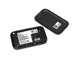 Wi-Fi роутер Huawei E5573s-320 4G/3G Black* - мініатюра 4