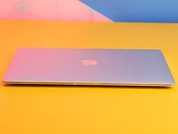 Ноутбук Apple MacBook Air 13` Silver 2020 (MGN93) Б/В - мініатюра 4