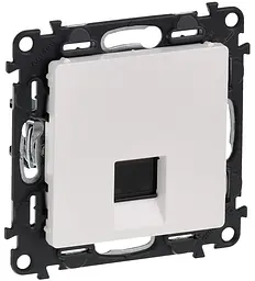 Розетка RJ45 Кат.5е UTP Valena LIFE білий Legrand osv0001979