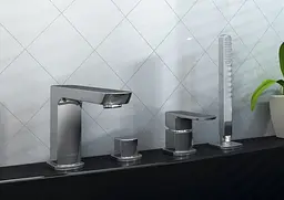 Змішувач на борт ванни Kohlman Foxal chrome QB244F Хром - мініатюра 2