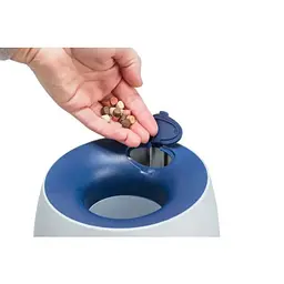 Іграшка-годівниця для собак Trixie Dog Activity Ball & Treat, 17х18 см (32009) - мініатюра 10