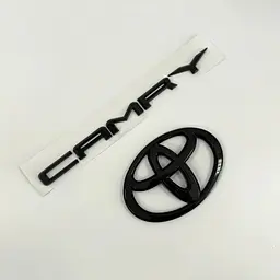 Емблема задня + напис Toyota Camry глянсова Чорна Пластик На скотчі (OEM: PT948-03191-02) - мініатюра 3