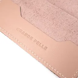 Стильна шкіряна обкладинка на паспорт Grande Pelle 11355 бежевий - мініатюра 6