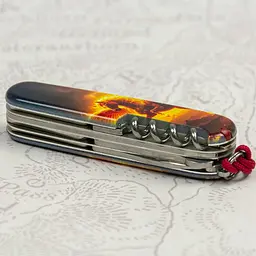 Складаний ніж Victorinox HUNTSMAN ZODIAC Вогняний пегас 1.3713.3.Z5250pk - мініатюра 9