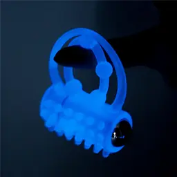Віброкільце для члена Lumino Play Vibrating Penis Ring, світиться у темряві LOVETOYS 66-LV343216 103657 - мініатюра 2