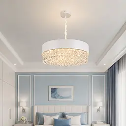 Велика біла кришталева світлодіодна люстра Artlight 8677/800WH діаметром 78,5 см та 15 патронами E14