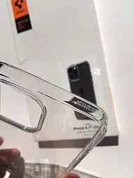 Чохол прозорий протиударний Spigen Liquid Crystal для iPhone 13 Pro (6.1") Crystal Clear - мініатюра 6